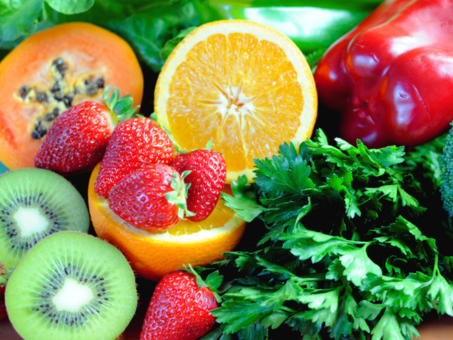 10 loại trái cây giàu Vitamin C hơn cam - Ảnh 1.