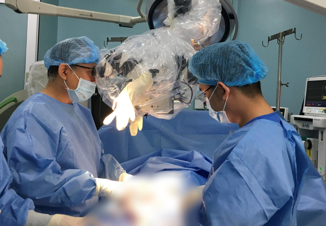 Đi cắt bao quy đầu ở phòng khám, chàng trai 26 tuổi ở Khánh Hòa mất toàn bộ 