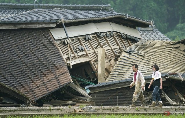 Trung Quốc chuẩn bị hứng bão dồn dập, số người chết gia tăng - Ảnh 2.