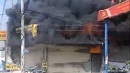 Bình Dương: Cháy lớn tại tiệm cầm đồ, 3 người tử vong thương tâm