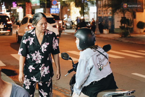 Có một chợ đêm Bến Thành buồn đến nao lòng: Khách Việt còn không có chứ nói chi khách nước ngoài - Ảnh 7.