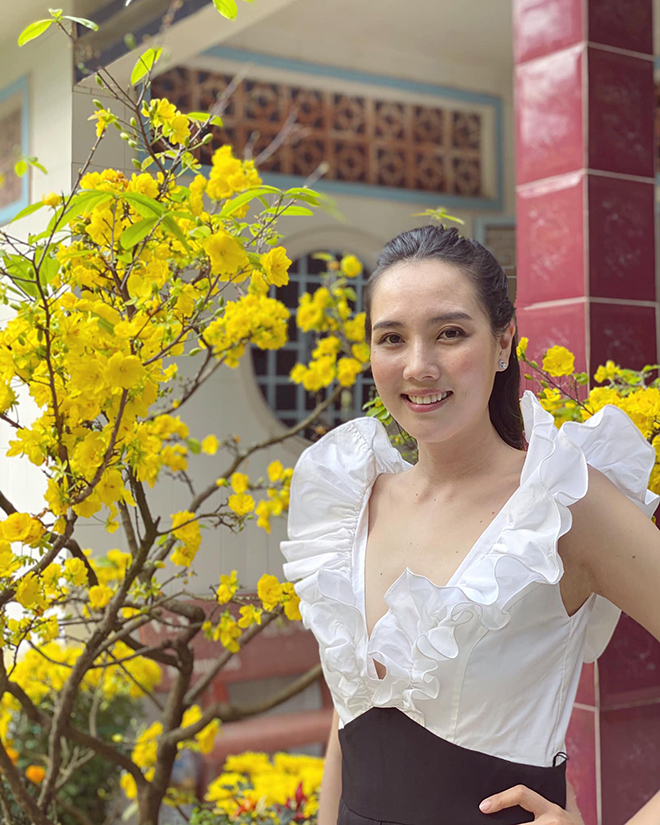 Cận cảnh nhan sắc vợ hai kém 25 tuổi, từng thi Hoa hậu của đạo diễn Ngô Quang Hải - Ảnh 9.