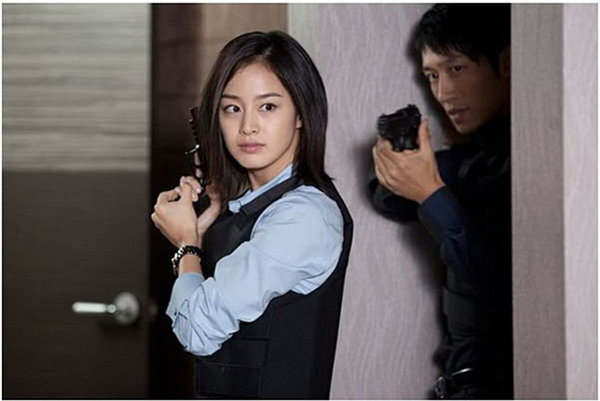Cuộc đời trái ngược của mỹ nhân Hàn và bản sao: Bên hiền bên nổi loạn, cặp của Kim Tae Hee - Song Hye Kyo thị phi đường tình - Ảnh 6.