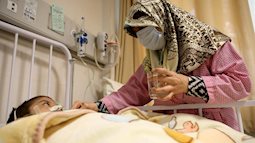 Ác mộng Covid-19 ở Iran: Số ca tử vong một ngày cao kỷ lục