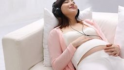 Bà bầu nghe nhạc cần lưu ý điều gì để thai nhi phát triển tốt
