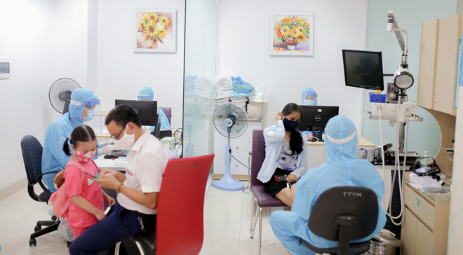 Một bệnh viện ở Đà Nẵng thuê khách sạn cho nhân viên y tế lưu trú chống dịch Covid-19 - Ảnh 1.