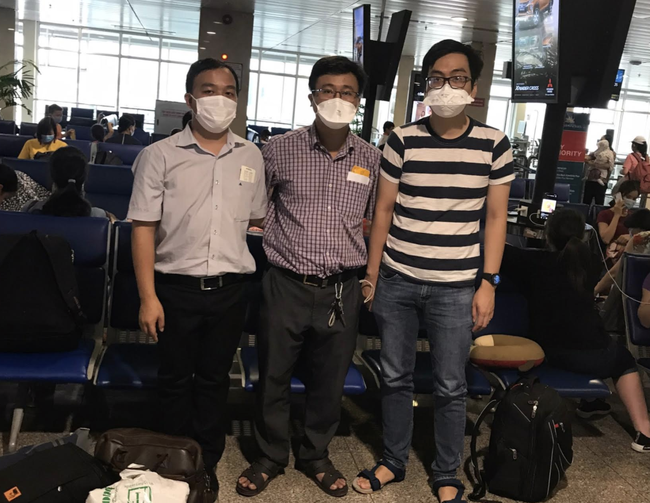 Bệnh viện Chợ Rẫy điều thêm 2 ekip bác sĩ tức tốc ra Quảng Nam, Đà Nẵng hỗ trợ điều trị COVID-19 - Ảnh 1.