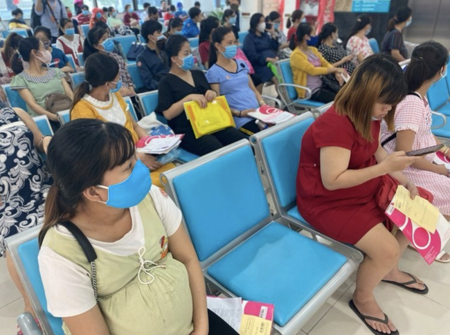 Quảng Nam xin cấp nhiều que cấy, thuốc tránh thai cho dân vì dịch COVID-19 khiến nhiều người... 