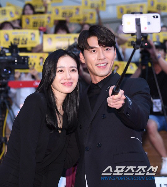 Hyun Bin và Son Ye Jin được người trong cuộc xác nhận đang hẹn hò nhưng cố tình che giấu vì sợ giống Song Joong Ki - Song Hye Kyo? - Ảnh 4.