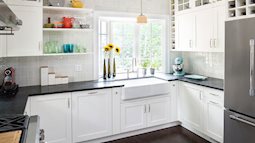 Những phòng bếp đẹp "phát hờn" chỉ nhờ có cửa sổ