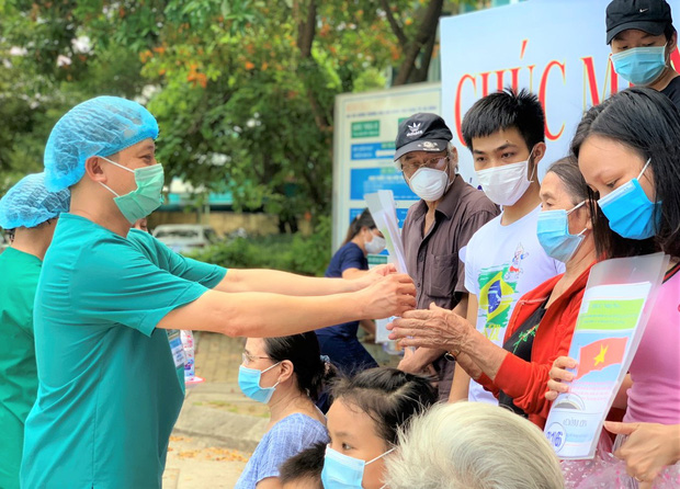 5 ngày liên tiếp Đà Nẵng không có ca lây nhiễm trong cộng đồng, 17 bệnh nhân Covid-19 được xuất viện - Ảnh 1.