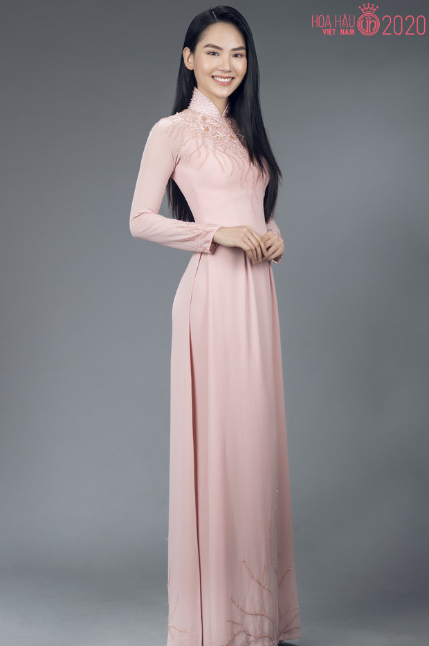 Xuất hiện nữ thần mặt mộc của Hoa Hậu Việt Nam, từng là Hoa khôi ĐH Đồng Nai nên không phải dạng vừa - Ảnh 3. Xuất hiện nữ thần mặt mộc của Hoa Hậu Việt Nam, từng là Hoa khôi ĐH Đồng Nai nên không phải dạng vừa - Ảnh 3.