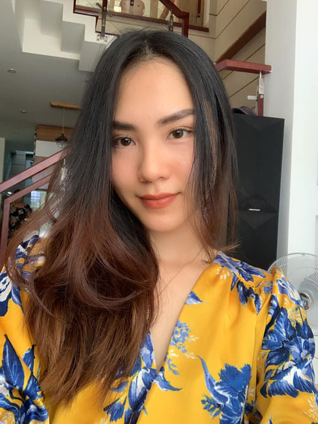 Xuất hiện nữ thần mặt mộc của Hoa Hậu Việt Nam, từng là Hoa khôi ĐH Đồng Nai nên không phải dạng vừa - Ảnh 9. Xuất hiện nữ thần mặt mộc của Hoa Hậu Việt Nam, từng là Hoa khôi ĐH Đồng Nai nên không phải dạng vừa - Ảnh 9.