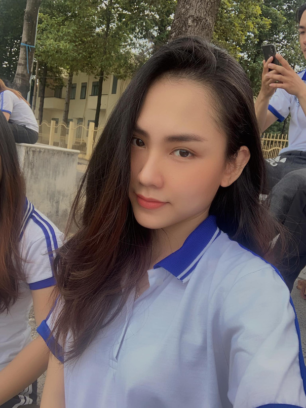 Xuất hiện nữ thần mặt mộc của Hoa Hậu Việt Nam, từng là Hoa khôi ĐH Đồng Nai nên không phải dạng vừa - Ảnh 7. Xuất hiện nữ thần mặt mộc của Hoa Hậu Việt Nam, từng là Hoa khôi ĐH Đồng Nai nên không phải dạng vừa - Ảnh 7.