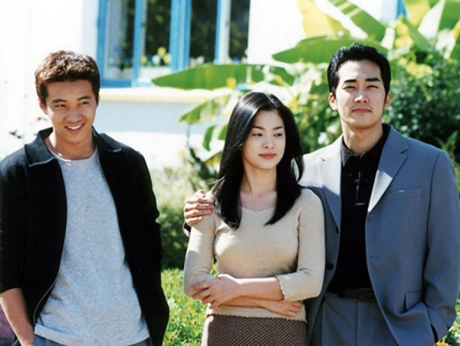 Dàn mỹ nhân phim 4 Mùa sau 2 thập kỷ: Song Hye Kyo - Han Hyo Joo ngập bê bối, Son Ye Jin - Choi Ji Woo lại nở rộ bất ngờ - Ảnh 2.