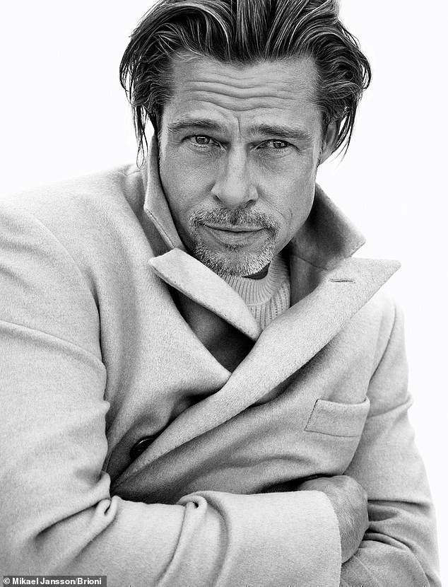 Phong độ tuổi 56 của Brad Pitt khiến phái nữ mê mẩn - Ảnh 4.