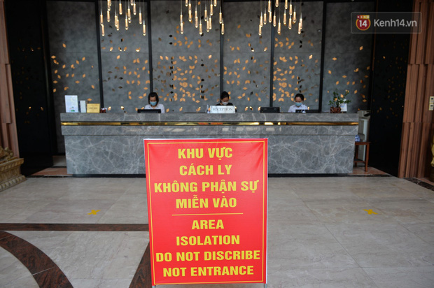 Các khách sạn tại Hà Nội đã và đang sẵn sàng là nơi có cách ly có thu phí khi đường bay quốc tế nối lại - Ảnh 1.