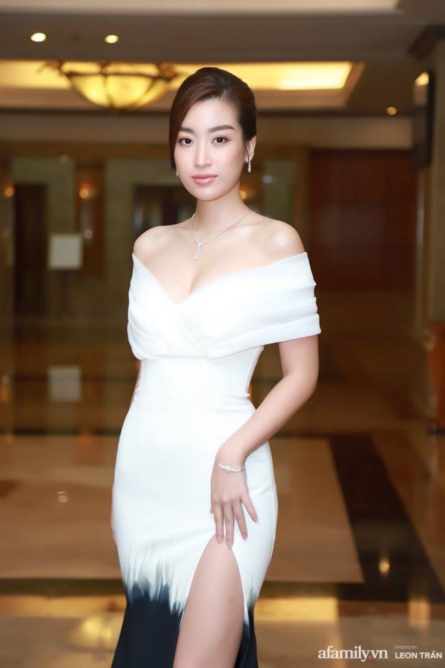“Bóc trần” nhan sắc thật của dàn Hoa hậu, Á hậu Việt Nam qua ảnh chưa photoshop, bất ngờ nhất là vẻ già dặn của Tiểu Vy - Ảnh 6.
