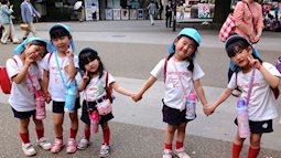 Nhìn cách người Nhật dạy trẻ 2 tuổi thông minh vượt trội, toàn những điều dễ cha mẹ nào cũng có thể làm theo