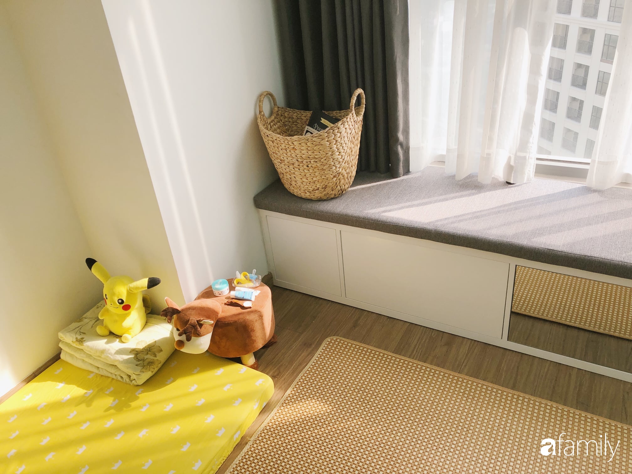 Kinh nghiệm hữu ích tạo phòng ngủ tối giản dành cho bé sơ sinh của bà mẹ đảm Hà Thành - Ảnh 2.