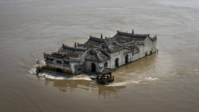 Nguyên nhân nào khiến châu Á hứng chịu lũ lụt kỷ lục năm nay? - Ảnh 1.