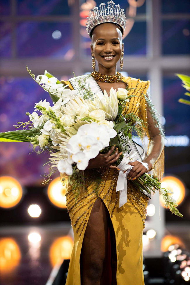 Tân Hoa hậu Nam Phi 2020 Shudufhadzo Musida: Mỹ nhân sở hữu nhan sắc đẹp lạ cùng nụ cười tỏa nắng, body nóng bỏng hút mắt - Ảnh 2.