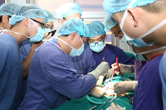 Hai nam thanh niên bị vỡ vật hang sau quan hệ tình dục - Ảnh 1. Hai nam thanh niên bị vỡ vật hang sau quan hệ tình dục - Ảnh 1.