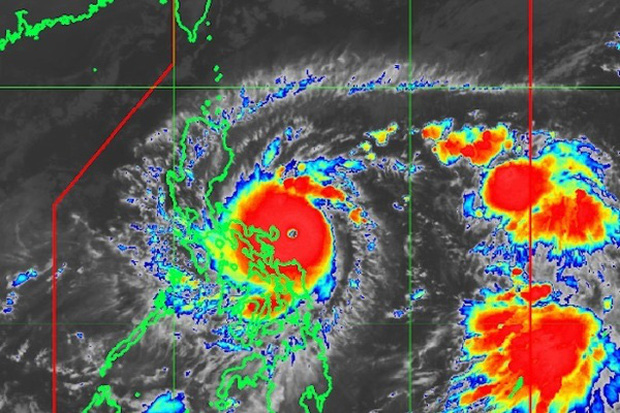 Siêu bão Goni giật cấp 17 càn quét Philippines, sáng mai đi vào Biển Đông - Ảnh 1.