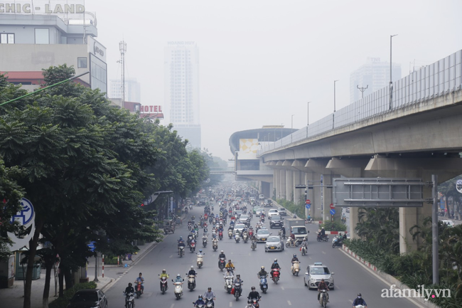 Bầu trời Hà Nội mờ ảo trong cái se lạnh như sắp Tết, nhưng sự thật liên quan tới chất lượng không khí sẽ khiến bạn giật mình - Ảnh 7.