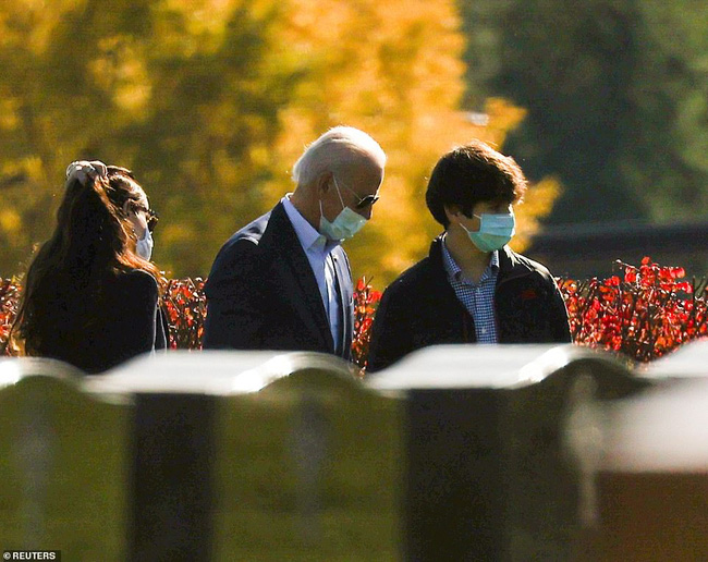 Cháu trai 14 tuổi đang gây chú ý của ông Joe Biden: Chiều cao khủng và ngoại hình cuốn hút, có thể soán ngôi Barron Trump trở thành 