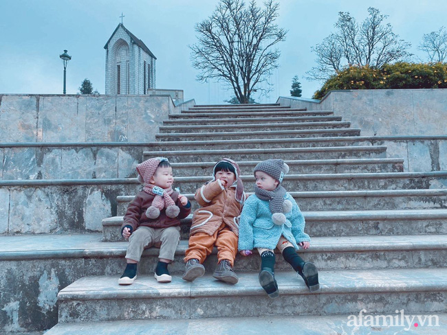 Bộ ảnh 3 em bé rủ nhau check-in Sapa khiến dân mạng mê mẩn: 