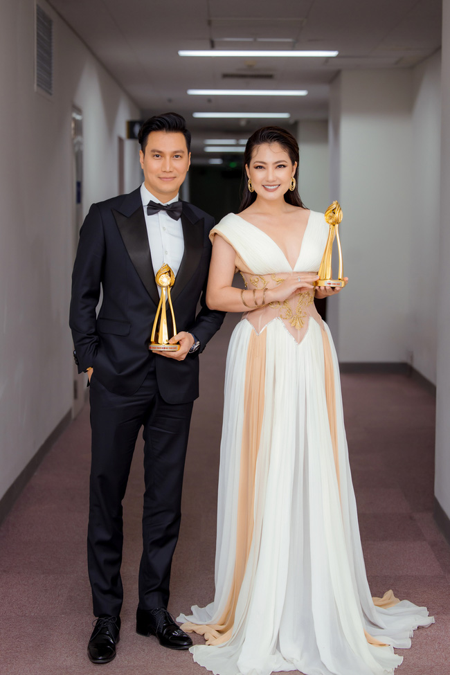 Ngọc Lan thắng giải Nữ diễn viên xuất sắc nhất, Việt Anh cũng được vinh danh  - Ảnh 3.