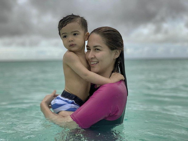 Mỹ nhân đẹp nhất Philippines Marian Rivera khoe ảnh đi du lịch cùng cả gia đình, mặt mộc 100% gây bão MXH - Ảnh 3.