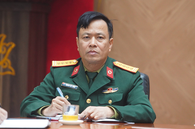 Để lọt ca dương tính Covid-19 về Quảng Ninh, Hà Nội tạm đình chỉ Phó Giám đốc TTYT huyện Chương Mỹ - Ảnh 2.