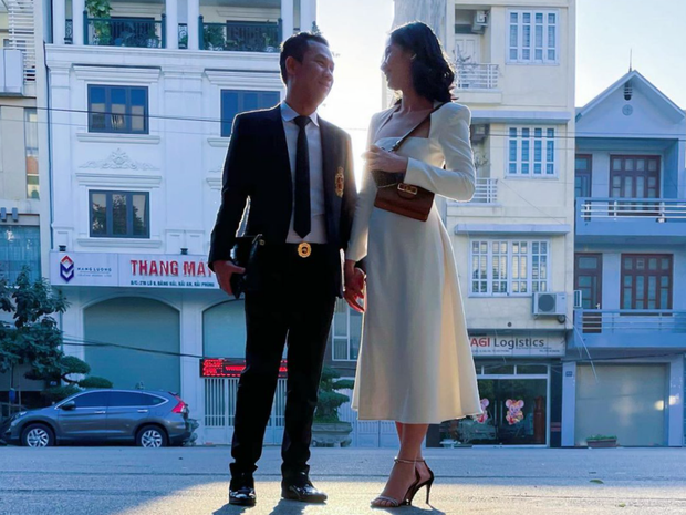 HOT: Chồng cũ Lệ Quyên hẹn hò thí sinh gây tiếc nuối nhất Hoa hậu Việt Nam 2020 Cẩm Đan, hơn kém nhau 27 tuổi - Ảnh 4.