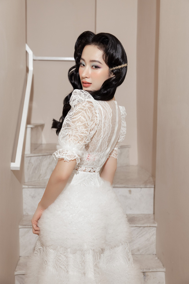 Vừa tái xuất Angela Phương Trinh tiếp tục thu hút với vẻ ngoài xinh đẹp và khẳng định sẽ biến hóa muôn màu - Ảnh 4.