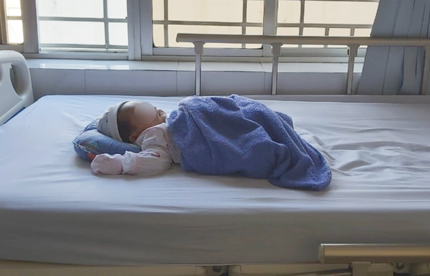 Vợ bị liệt nửa người sau sinh, chồng bức xúc tố bệnh viện phụ sản ở TP.HCM tự ý gây tê dẫn đến sai sót - Ảnh 3.
