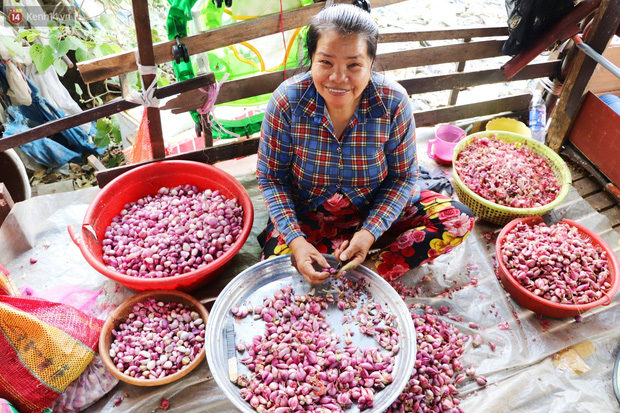 Có một xóm cay mắt của người miền Tây giữa lòng Sài Gòn: Tụi tui tính về quê mà không đủ tiền, Tết này ở đây thôi - Ảnh 3.