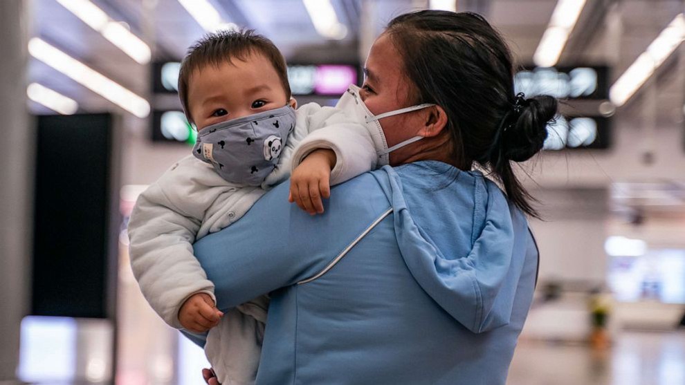 baby_wearing_protective_mask_hong_kong_getty_20020_hpmain_20200206_052746_16x9_992_zfrh.jpg