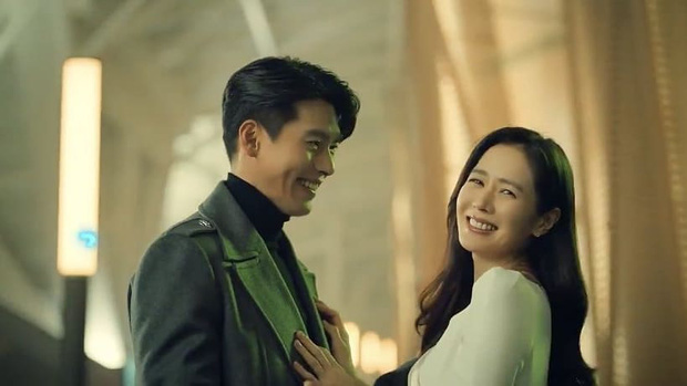 Đúng ngày Valentine, Hyun Bin - Son Ye Jin tung video phát đường: Chị đẹp công khai trả lời Em đồng ý khiến dân tình phát sốt - Ảnh 8.