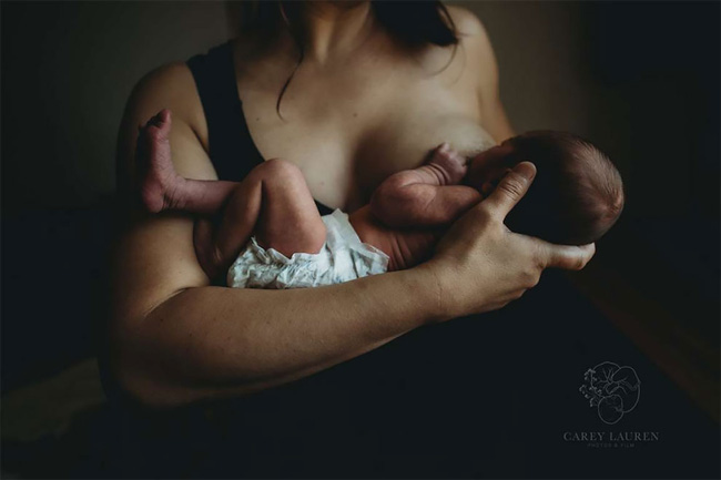 20 bức ảnh sinh nở ghi lại vẻ đẹp và sức mạnh phi thường của những người mẹ khi vượt cạn trong năm dịch bệnh - Ảnh 6.