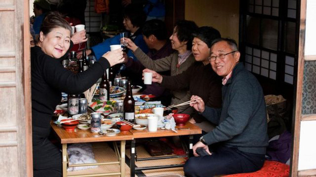 Người Nhật sống lâu vì họ không mắc phải 4 sai lầm trong bữa tối, trong khi nhiều người Việt thì có - Ảnh 3.