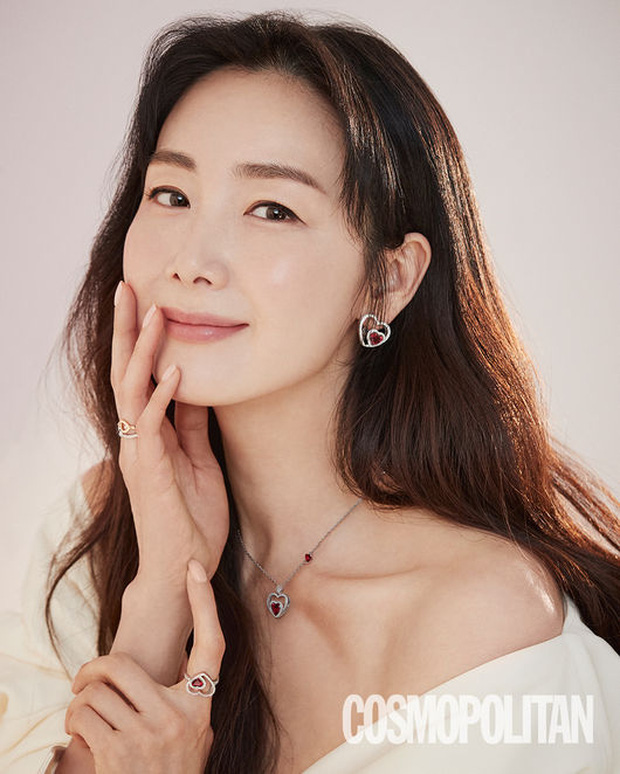 Choi Ji Woo lần đầu hé lộ hình ảnh con gái đầu lòng sau khi lấy chồng CEO, bé đáng yêu xỉu lên xỉu xuống - Ảnh 7.