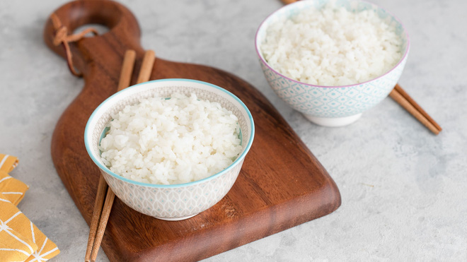 Chuyên gia Ấn Độ khuyên ngâm gạo trước khi nấu cơm: Lợi ích bất ngờ và 4 bước ngâm gạo đúng cách - Ảnh 3.