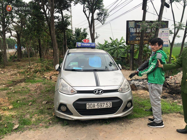 Lời khai đối tượng mặc áo Grab, mang theo súng và mìn cướp ngân ở Hà Nội - Ảnh 2.