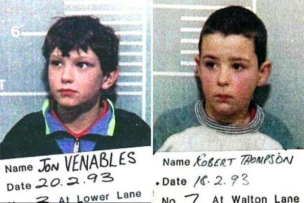 Vụ án bé 3 tuổi bị bắt cóc, tra tấn dã man bởi 2 kẻ sát nhân 10 tuổi từng ám ảnh thế giới: Tình hình của thủ phạm hiện tại khiến dư luận căm phẫn - Ảnh 2.