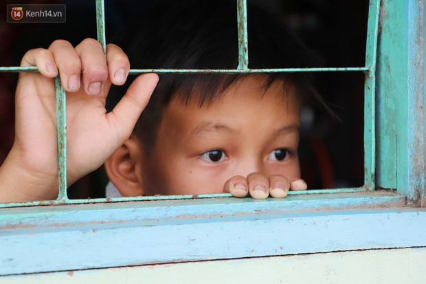 Nuôi mẹ già cùng 2 chị tâm thần, người cha ngã quỵ khi con trai 10 tháng mắc bệnh nguy hiểm: Bán hết ruộng vẫn không đủ tiền cứu chữa! - Ảnh 12.