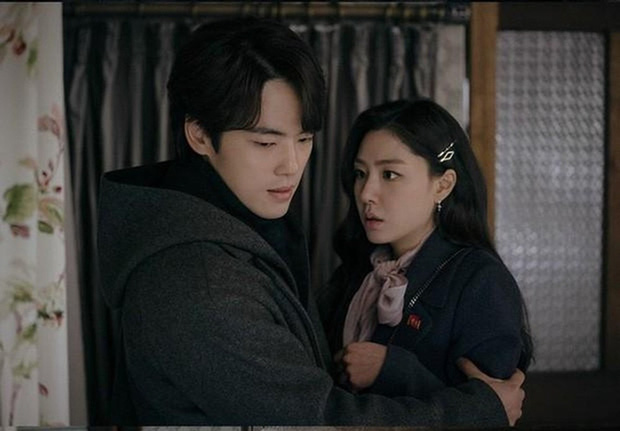 HOT: Sau Hyun Bin - Son Ye Jin, đến lượt cặp đôi phụ Hạ Cánh Nơi Anh hẹn hò? - Ảnh 4.