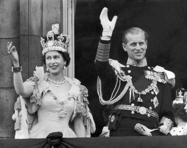 Ngắm nhìn những bức ảnh hiếm có về cuộc đời của cố Hoàng thân Philip, chồng Nữ hoàng Anh Elizabeth II - Ảnh 8.