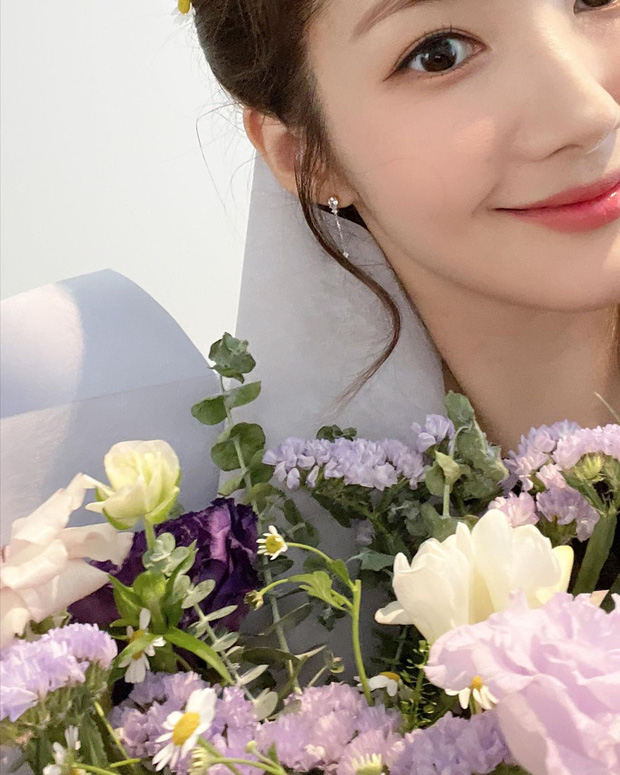 Park Min Young - Park Seo Joon lộ bằng chứng hẹn hò ngắm hoa anh đào, còn dùng chiêu này để đánh lạc hướng? - Ảnh 5.